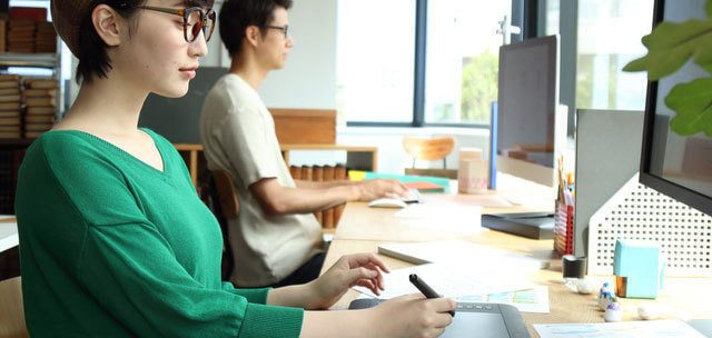 開業に必要なWEBサイトや印刷物もワンストップで提供